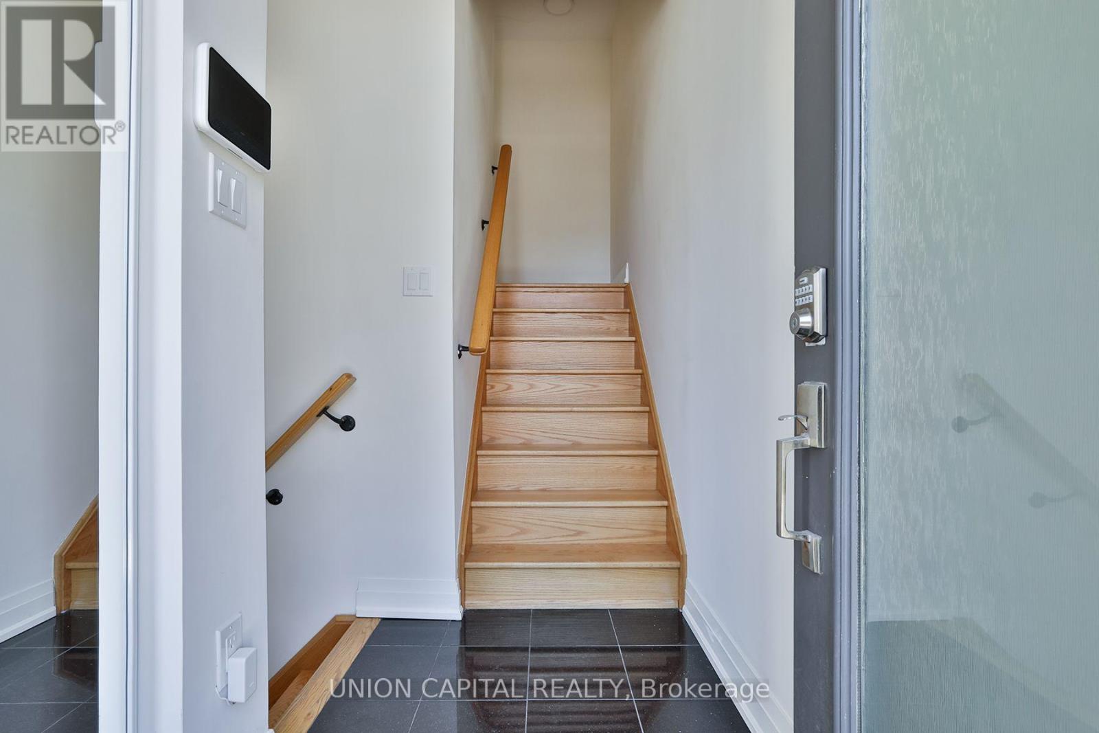 46 William Saville Street, Markham, Ontario L3R 9S3 - Photo 2 - N13634112