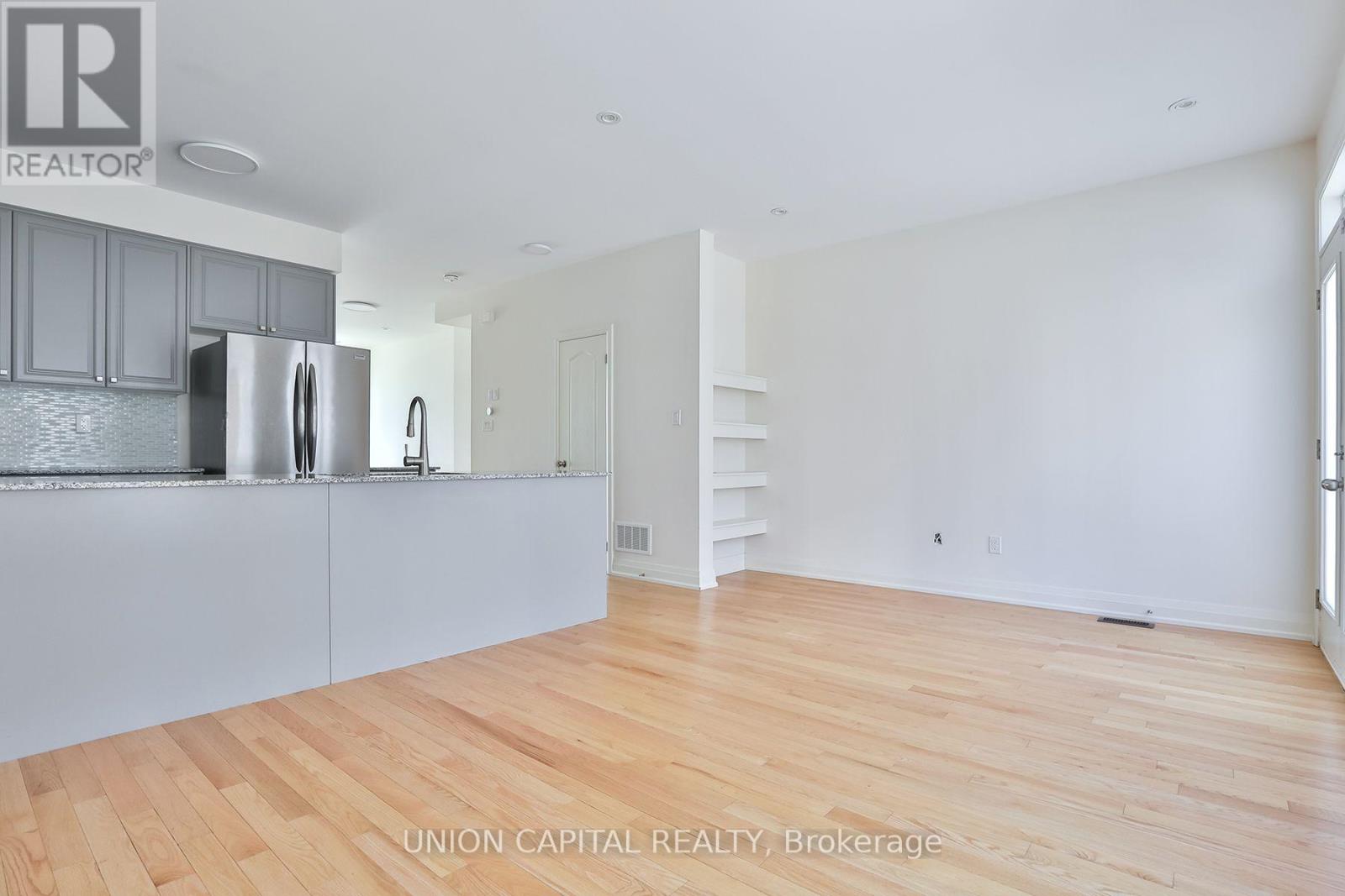 46 William Saville Street, Markham, Ontario L3R 9S3 - Photo 9 - N13634112
