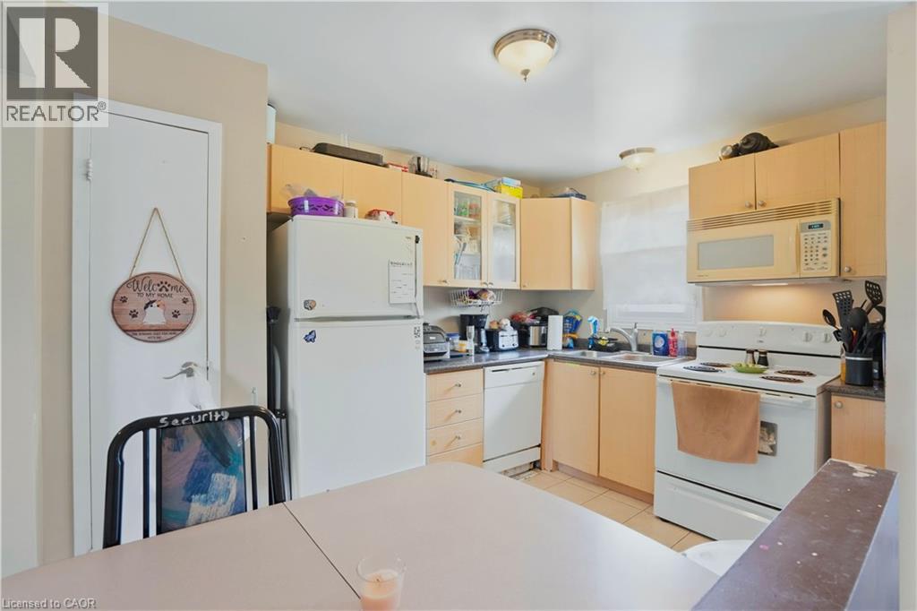 131 Rockwood Avenue Unit# 4, St. Catharines, Ontario  L2P 3K4 - Photo 12 - 40851127