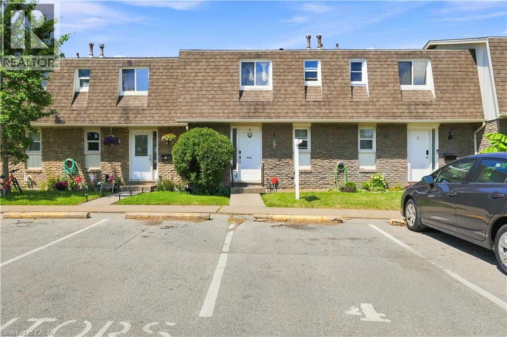 131 Rockwood Avenue Unit# 4, St. Catharines, Ontario  L2P 3K4 - Photo 2 - 40851127