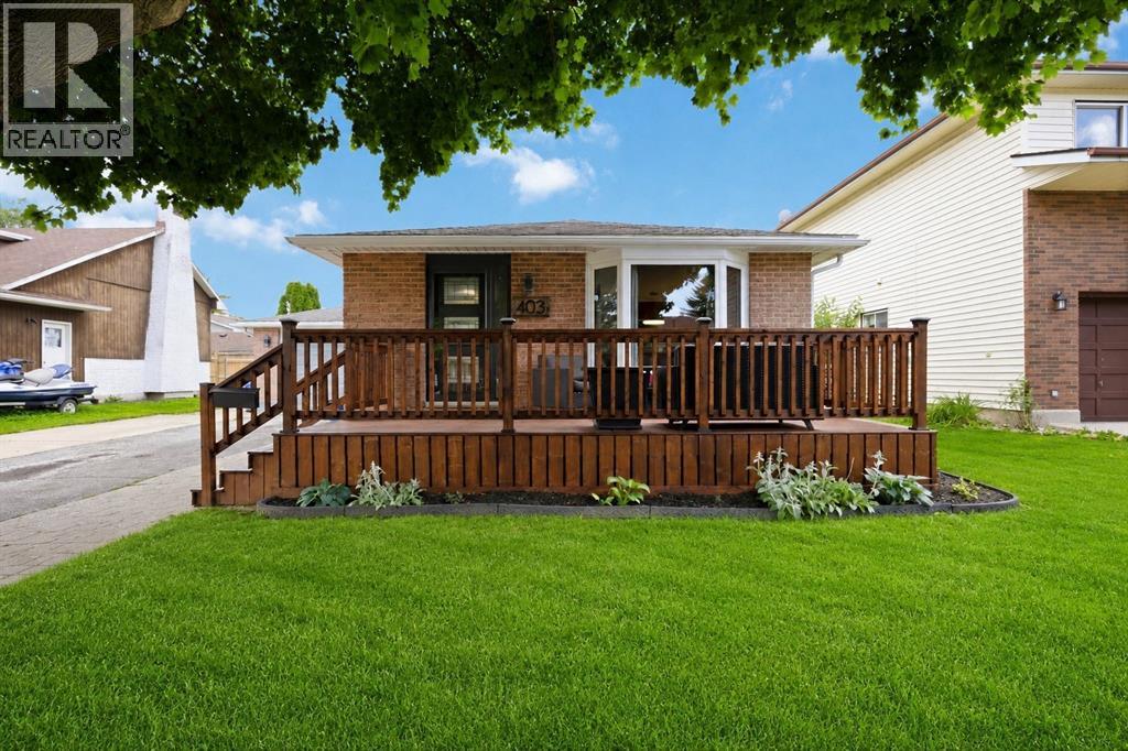 403 HUXLEY AVENUE, Sarnia, Ontario