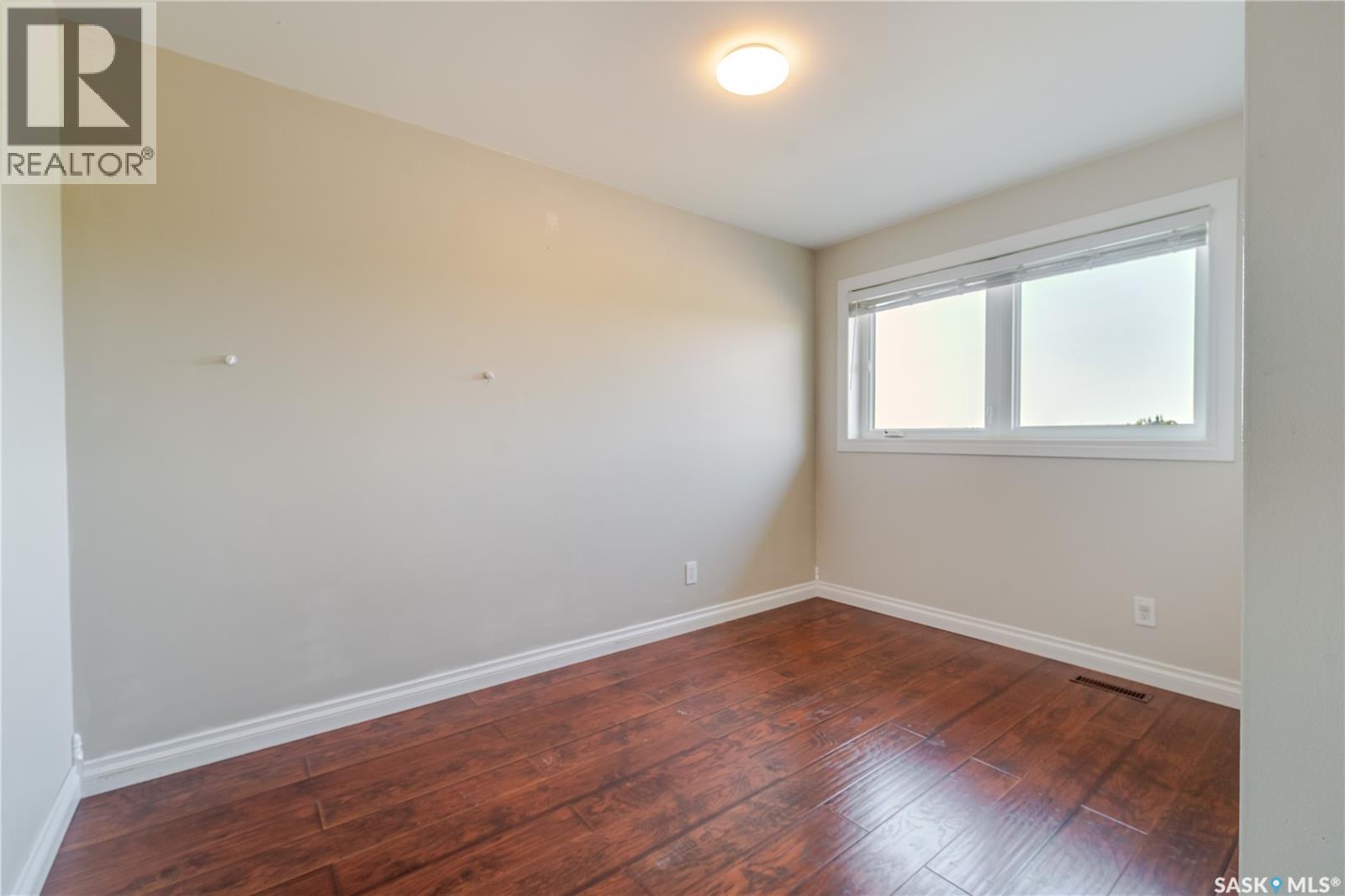 1287 Simcoe Street, Moose Jaw, Saskatchewan  S6H 3J5 - Photo 53 - SK044517