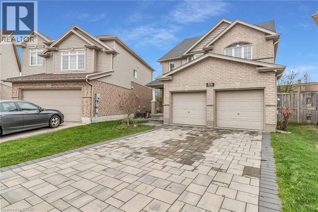 956 Banffshire Court, Kitchener, Ontario  N2R 1W8 - Photo 2 - 40846530