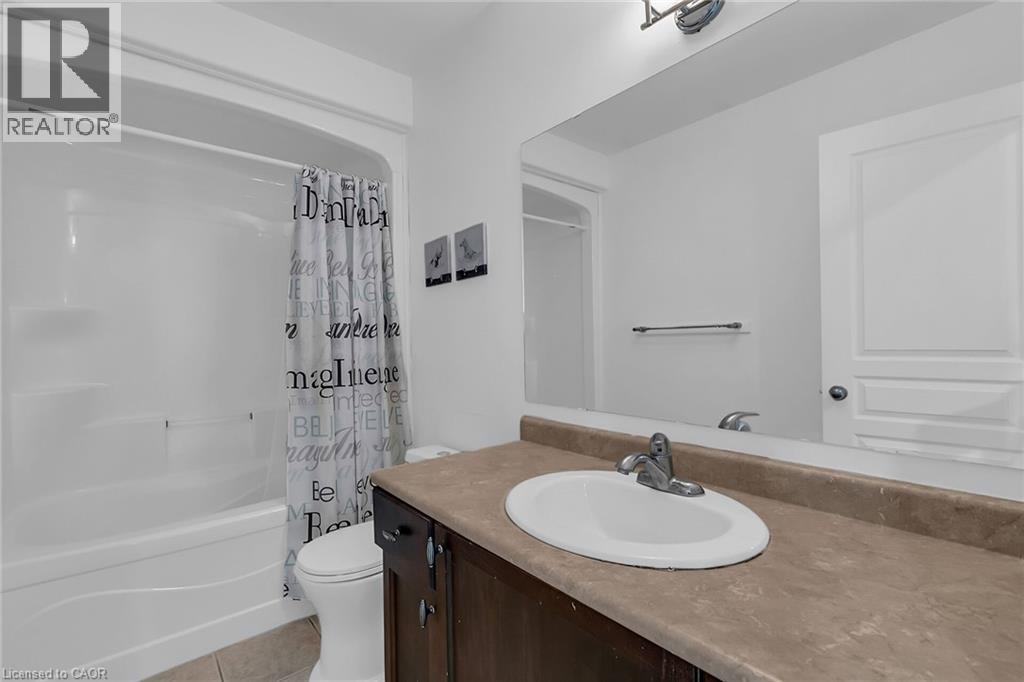 956 Banffshire Court, Kitchener, Ontario  N2R 1W8 - Photo 32 - 40846530