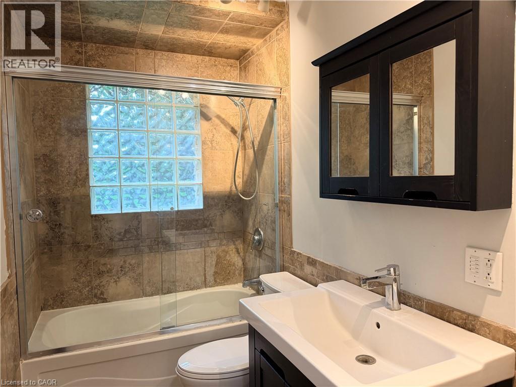 201 Lourdes Street, Waterloo, Ontario  N2L 1N8 - Photo 12 - 40847499