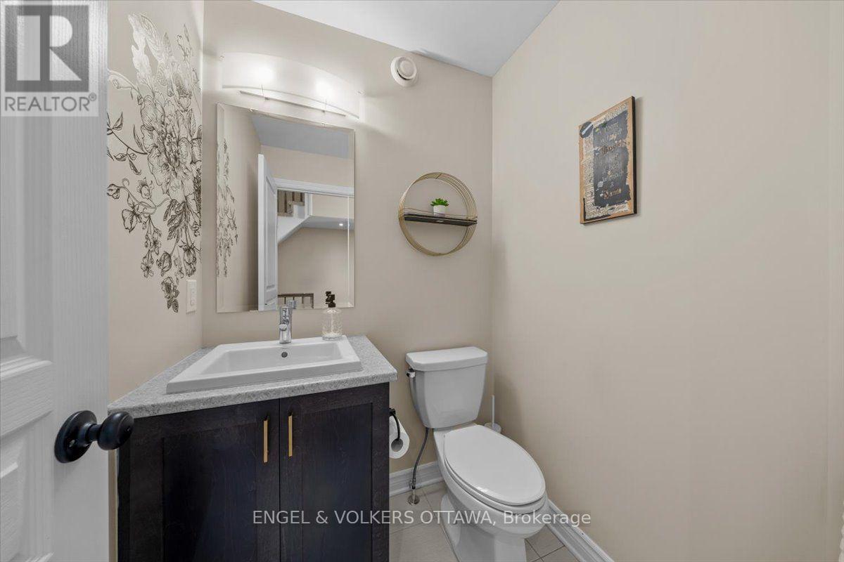 556 Triangle Street, Ottawa, Ontario K2V 0M5 - Photo 5 - X13635608