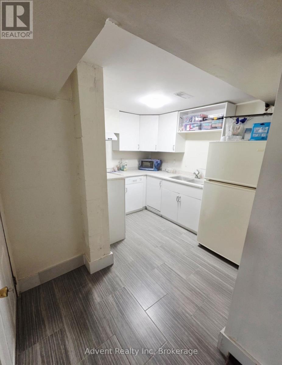 800 Davenport Road, Toronto, Ontario M6G 2B3 - Photo 16 - C13637504