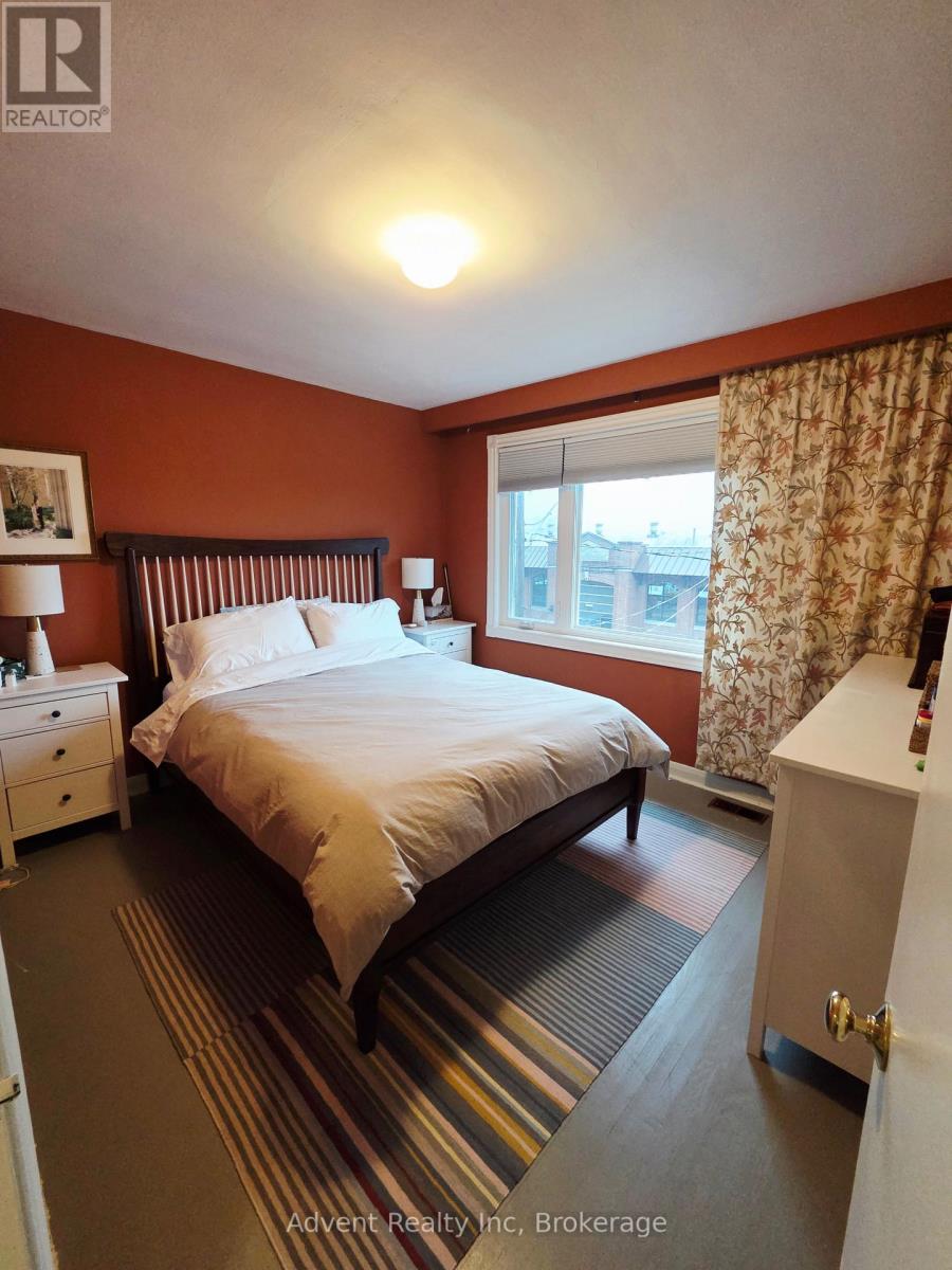 800 Davenport Road, Toronto, Ontario M6G 2B3 - Photo 9 - C13637504