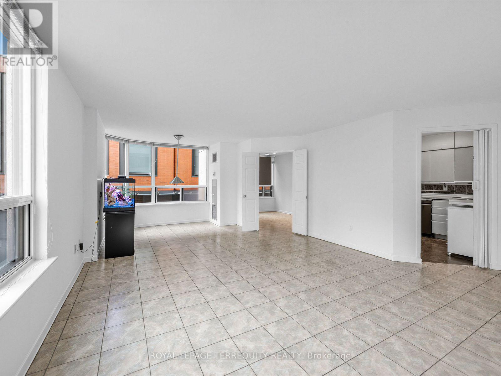210 - 25 Maitland Street, Toronto, Ontario M4Y 2W1 - Photo 21 - C13637524