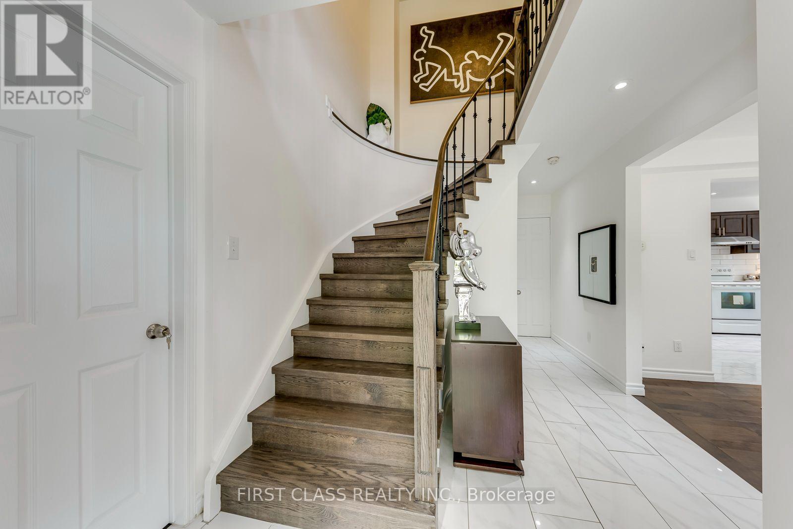27 Alton Towers Circle, Toronto, Ontario  M1V 3T2 - Photo 12 - E13637514