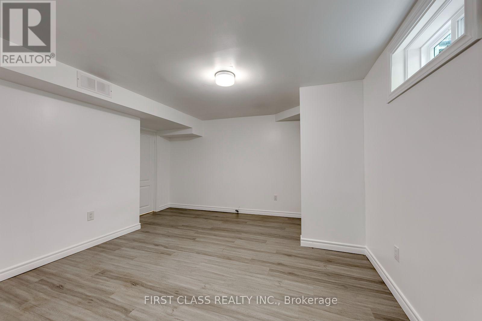 27 Alton Towers Circle, Toronto, Ontario  M1V 3T2 - Photo 22 - E13637514