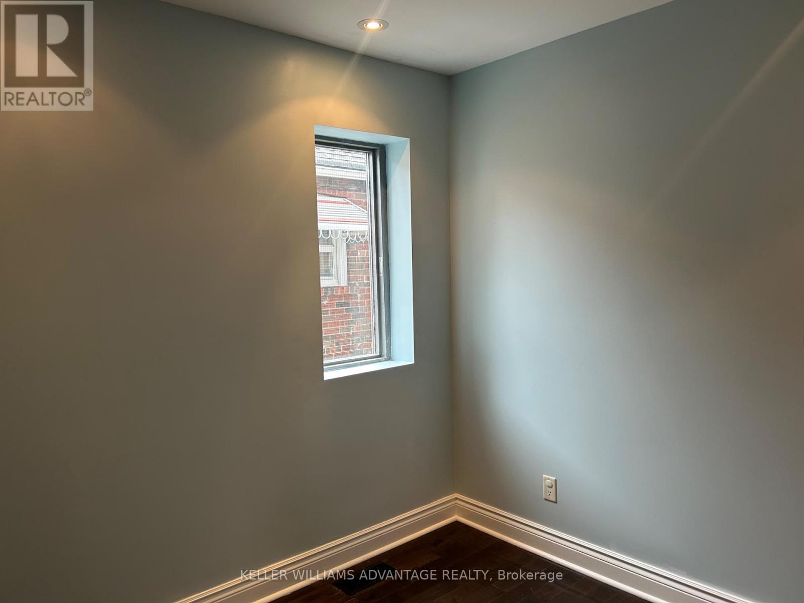 B - 26 Barker Avenue, Toronto, Ontario M4C 2N3 - Photo 12 - E13637526