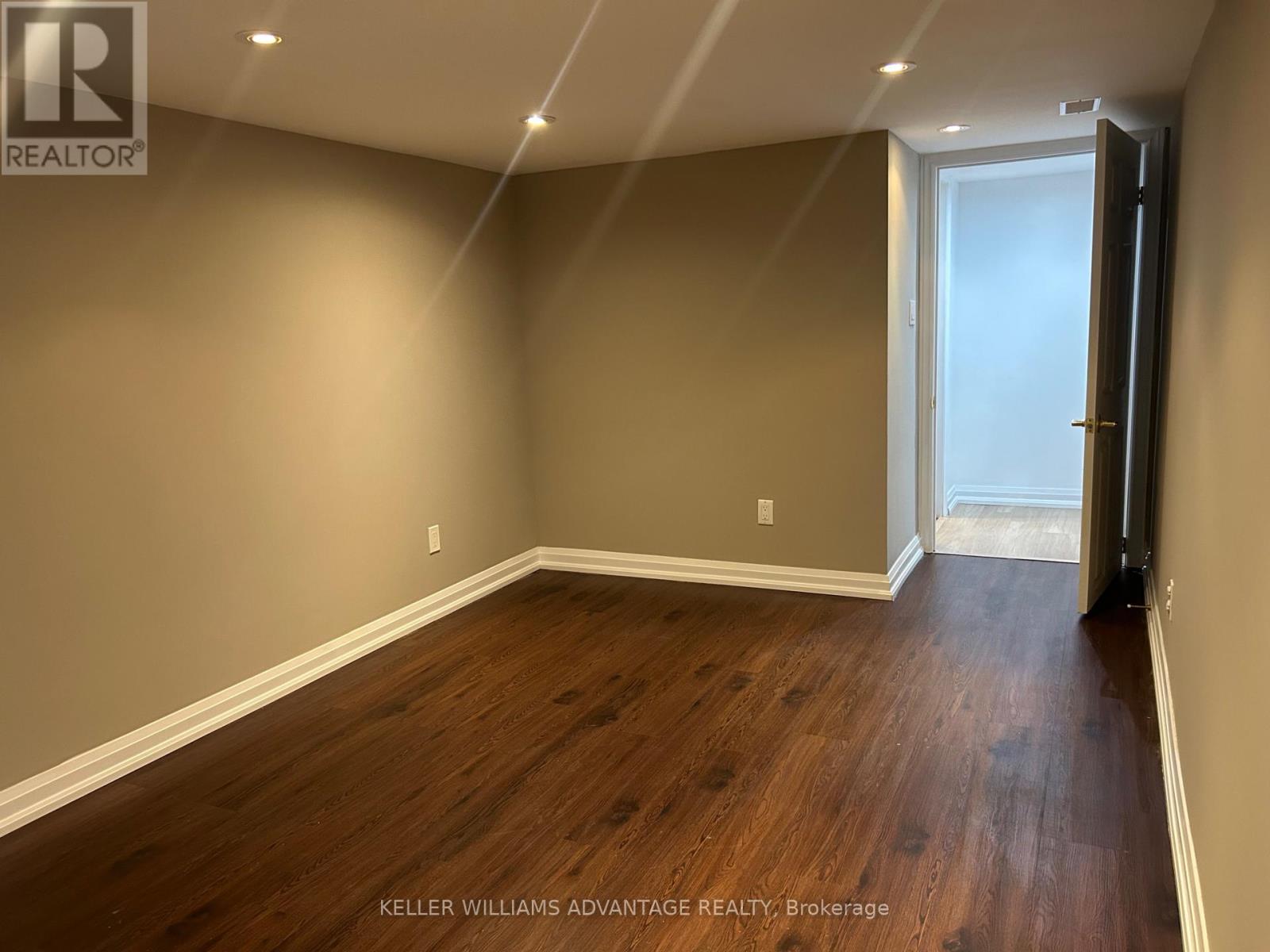 B - 26 Barker Avenue, Toronto, Ontario M4C 2N3 - Photo 20 - E13637526