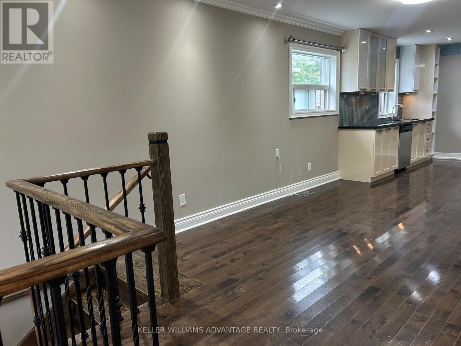 B - 26 Barker Avenue, Toronto, Ontario M4C 2N3 - Photo 6 - E13637526