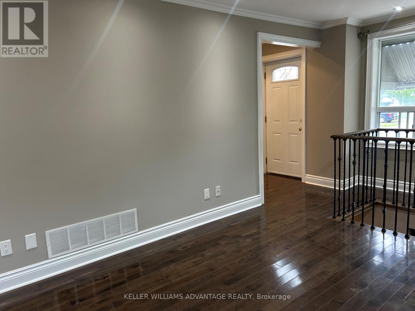 B - 26 Barker Avenue, Toronto, Ontario M4C 2N3 - Photo 7 - E13637526