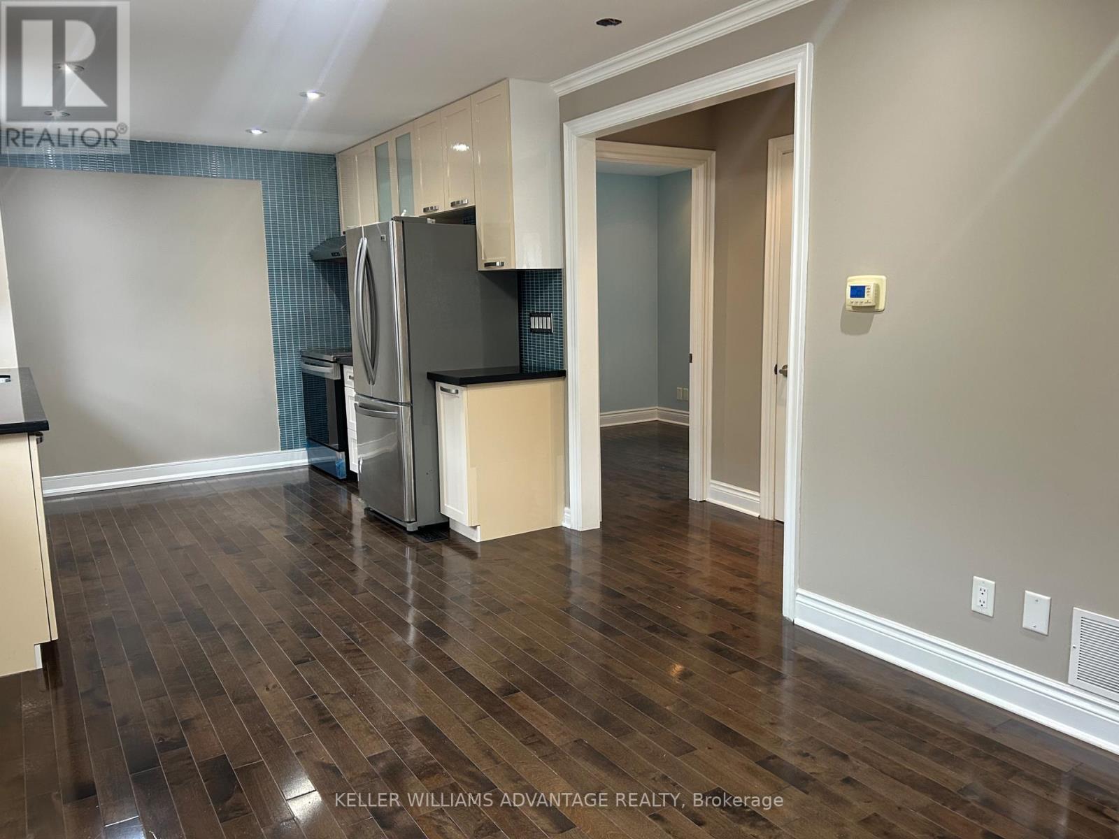 B - 26 Barker Avenue, Toronto, Ontario M4C 2N3 - Photo 8 - E13637526