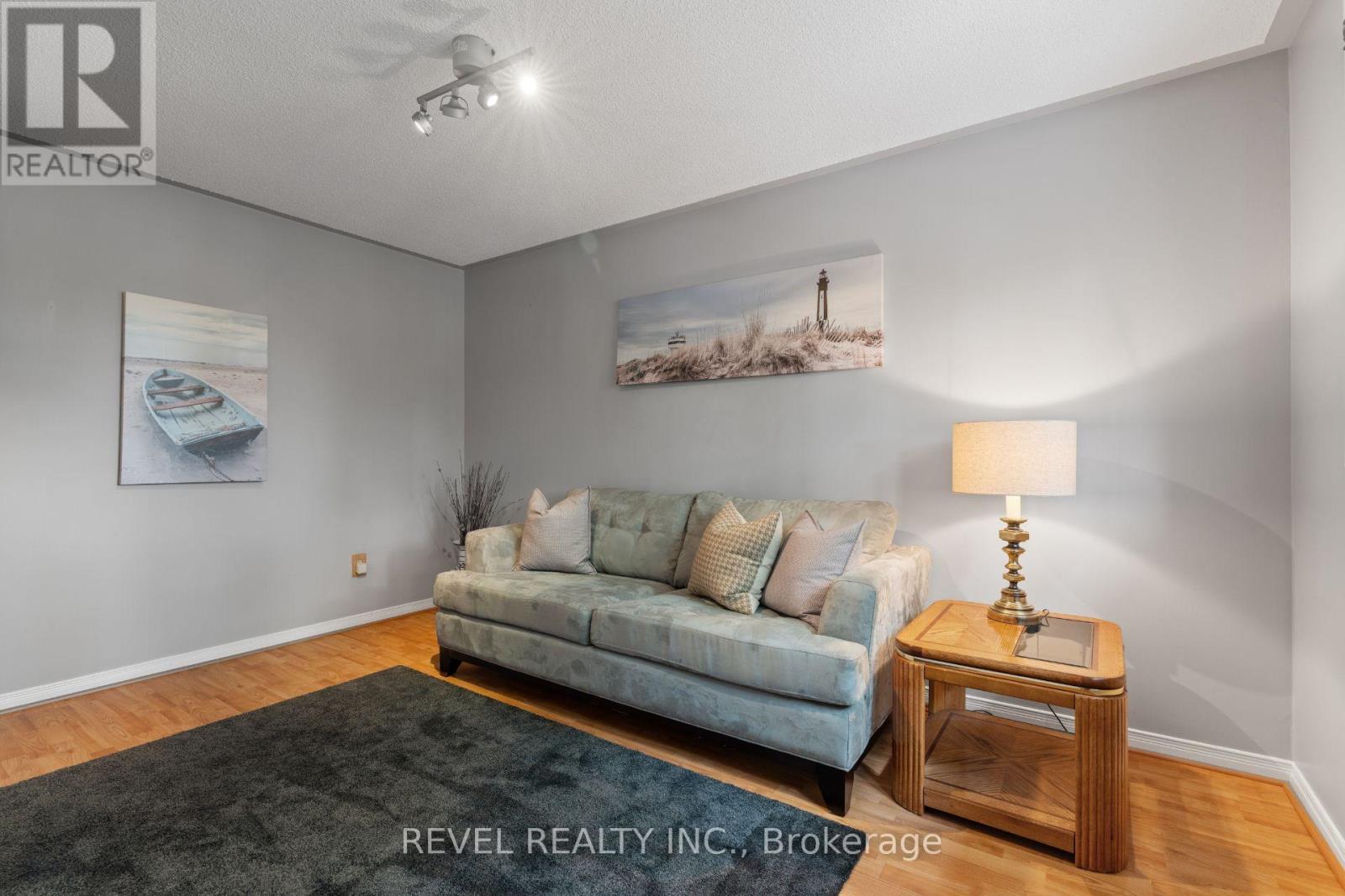 8 Cochrane Avenue, Brampton, Ontario  L6Z 4J4 - Photo 22 - W13637502