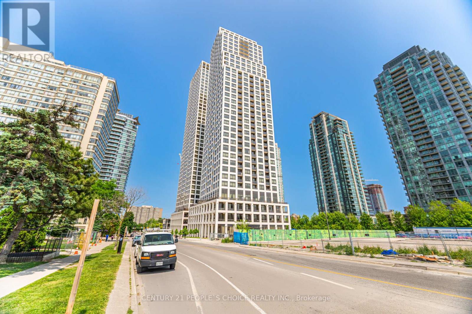 606 - 36 ELM DRIVE W, Mississauga, Ontario
