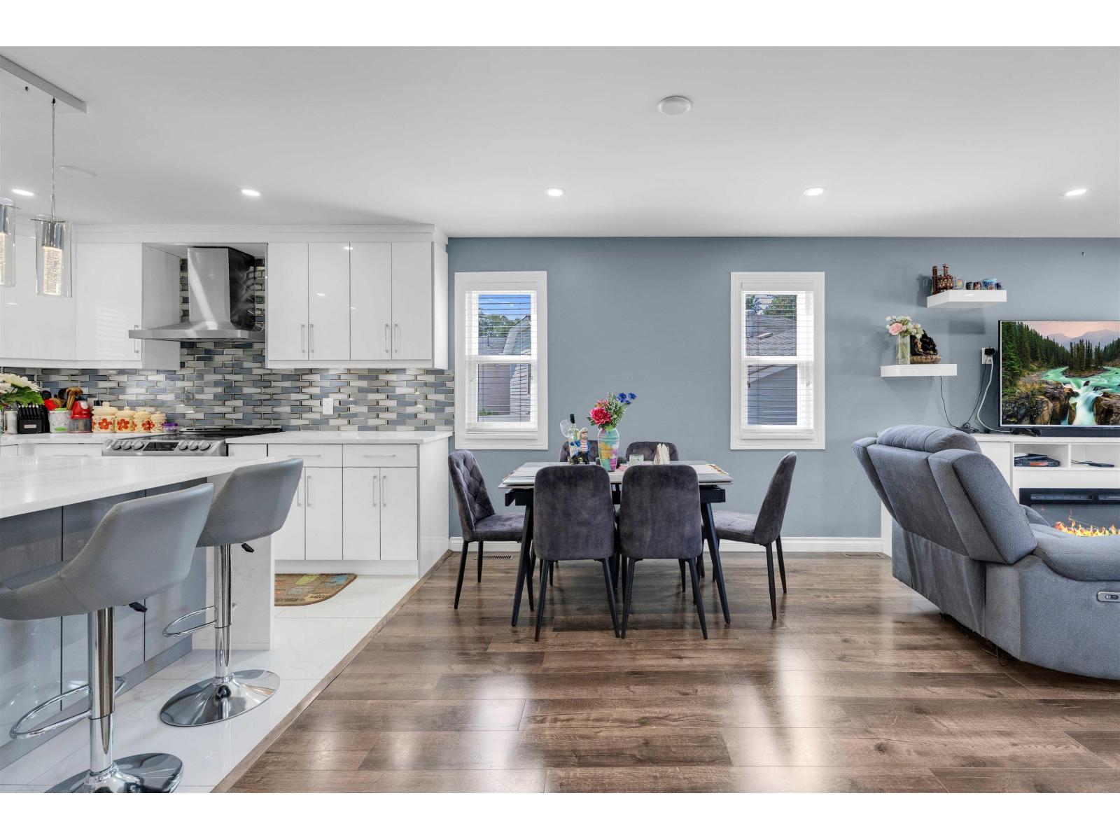 7869 143a Street, Surrey, British Columbia  V3W 9W5 - Photo 2 - R3142568