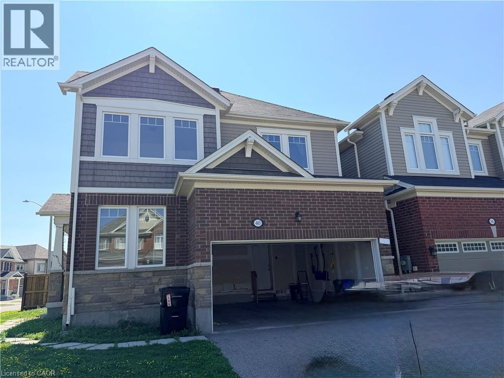 40 WANNAMAKER Crescent, Cambridge, Ontario