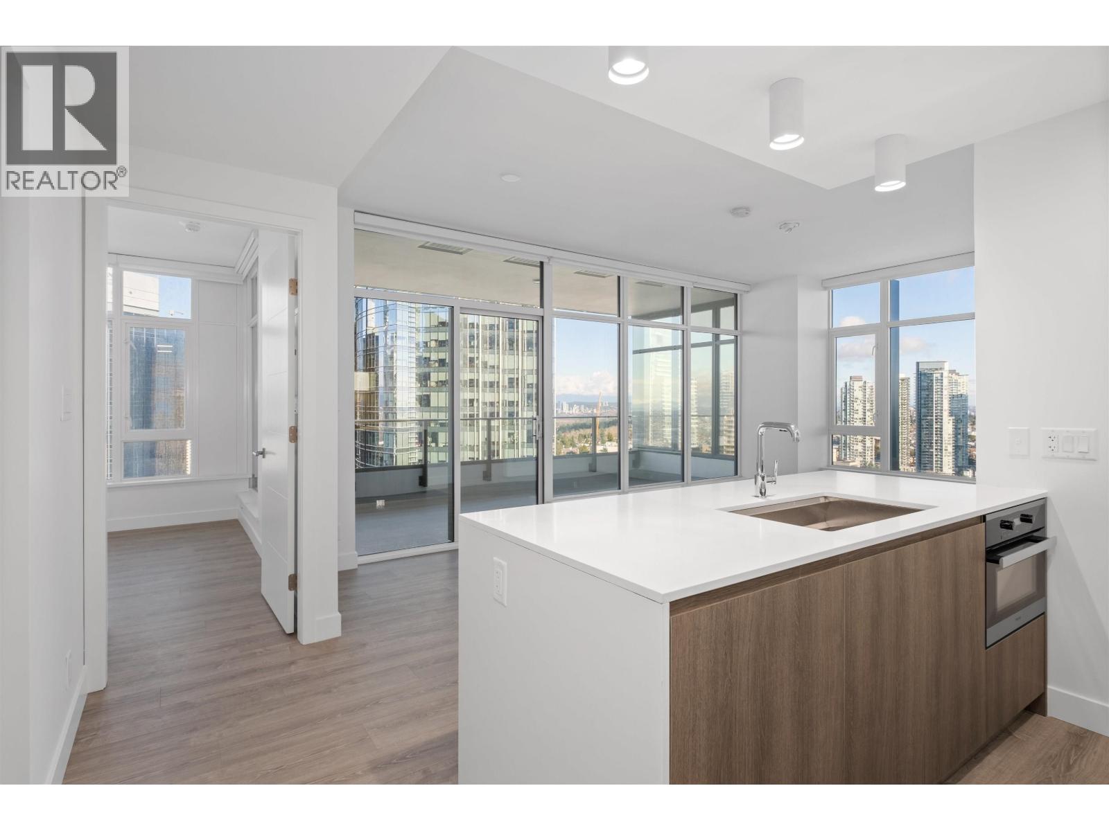 1302 6511 Sussex Avenue, Burnaby, British Columbia  V5H 0K5 - Photo 12 - R3151980