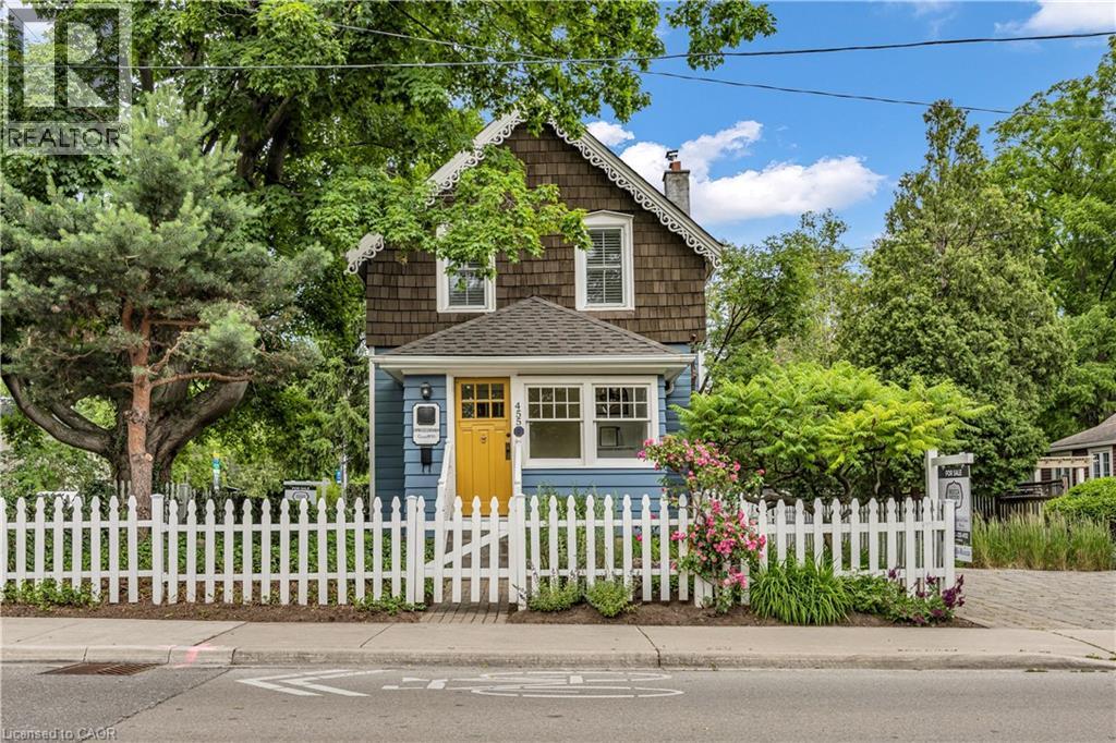 455 NELSON Avenue, Burlington, Ontario