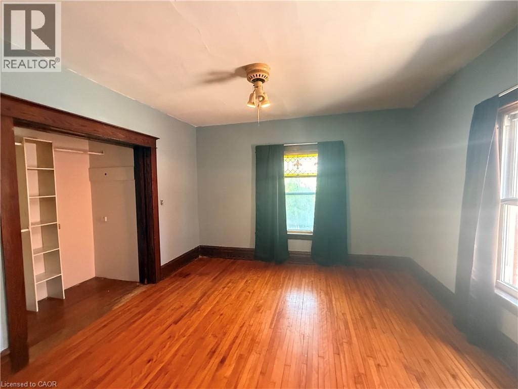 28 Grove Street, Welland, Ontario  L3B 4B4 - Photo 6 - 40846587