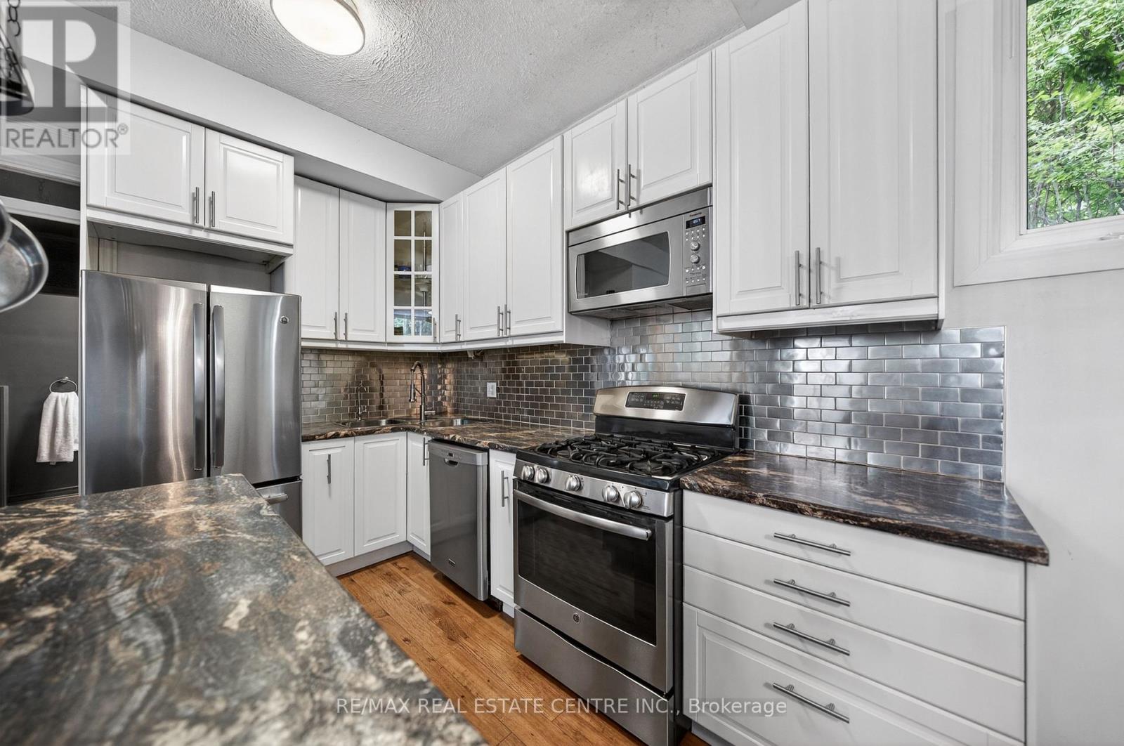 100 Mansion Street, Kitchener, Ontario  N2H 2J9 - Photo 13 - X13637492