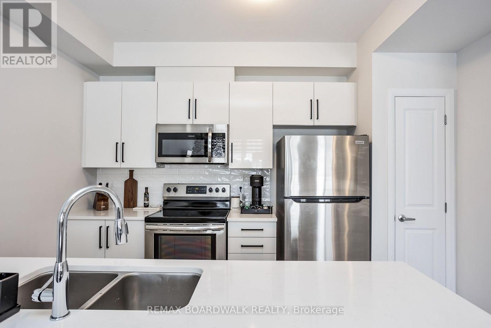 B - 518 Aglish Mews, Ottawa, Ontario  K2C 3H2 - Photo 11 - X13634118