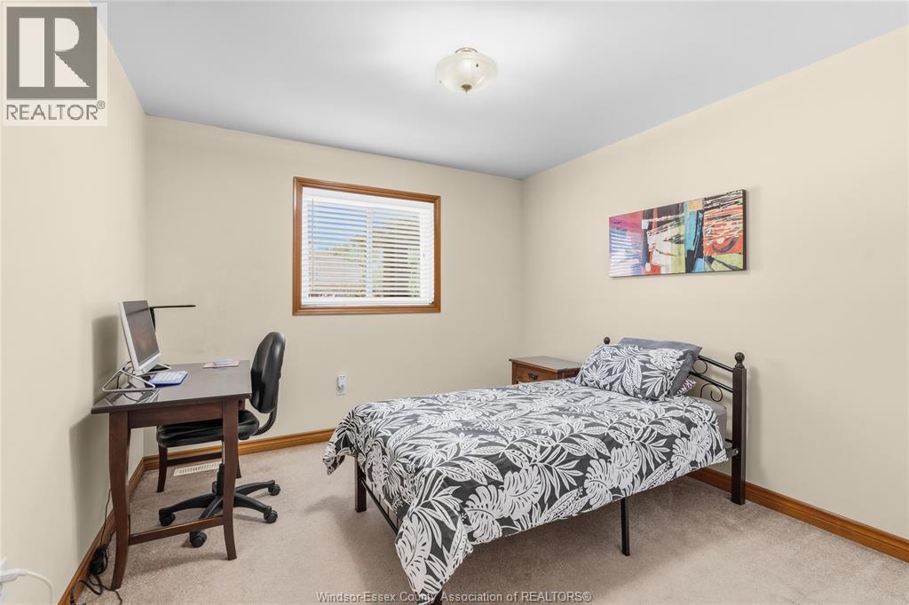 1695 Meridian Street, Windsor, Ontario  N9G 3E7 - Photo 14 - 26018758