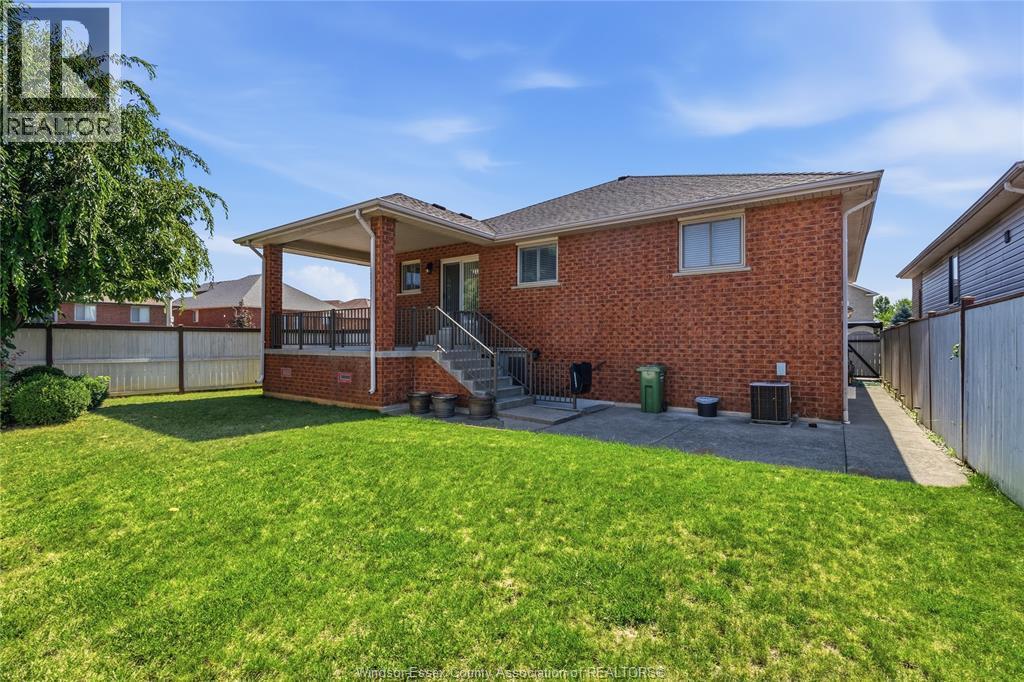 1695 Meridian Street, Windsor, Ontario  N9G 3E7 - Photo 25 - 26018758