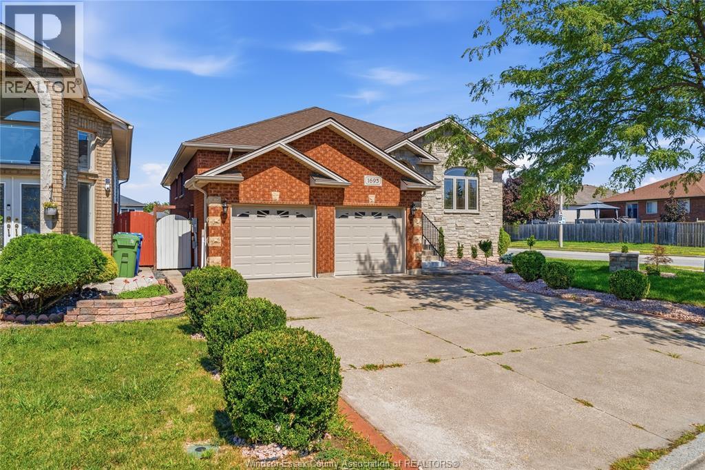 1695 Meridian Street, Windsor, Ontario  N9G 3E7 - Photo 3 - 26018758