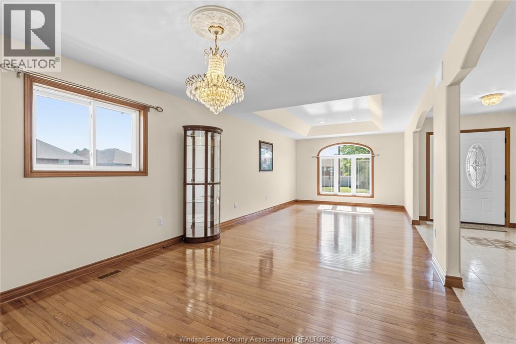 1695 Meridian Street, Windsor, Ontario  N9G 3E7 - Photo 8 - 26018758