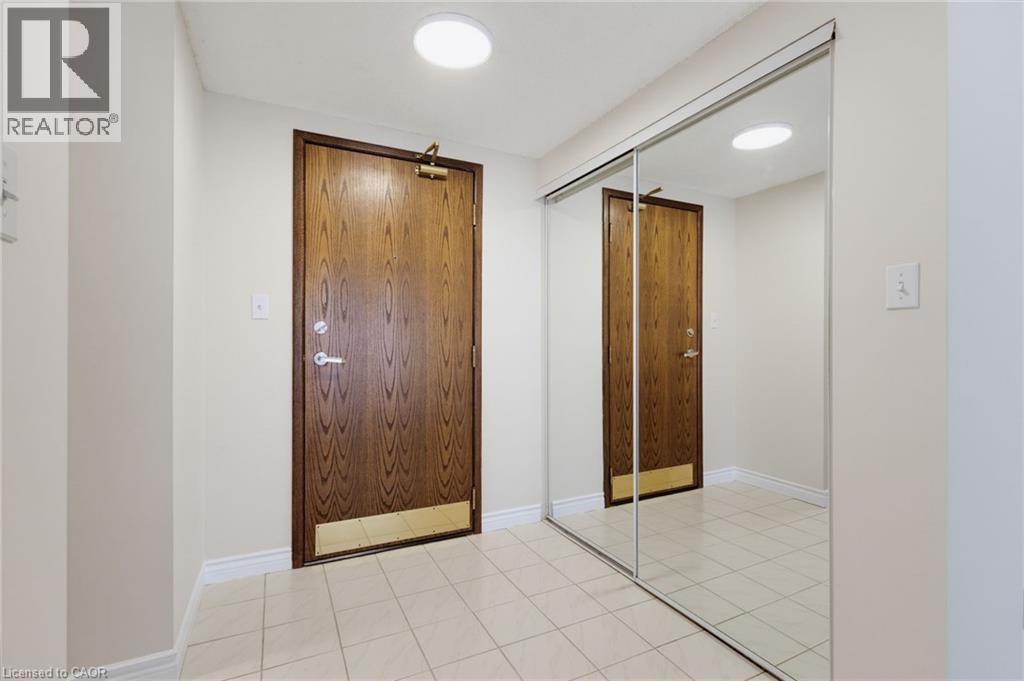 1276 Maple Crossing Boulevard Unit# 611, Burlington, Ontario  L7S 2J9 - Photo 6 - 40851084