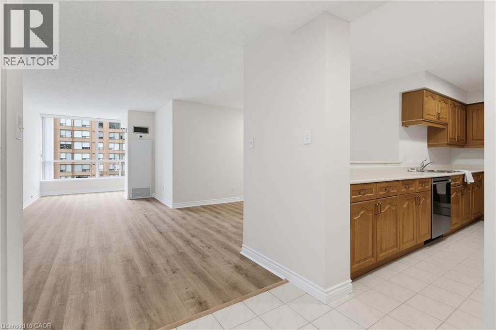 1276 Maple Crossing Boulevard Unit# 611, Burlington, Ontario  L7S 2J9 - Photo 7 - 40851084