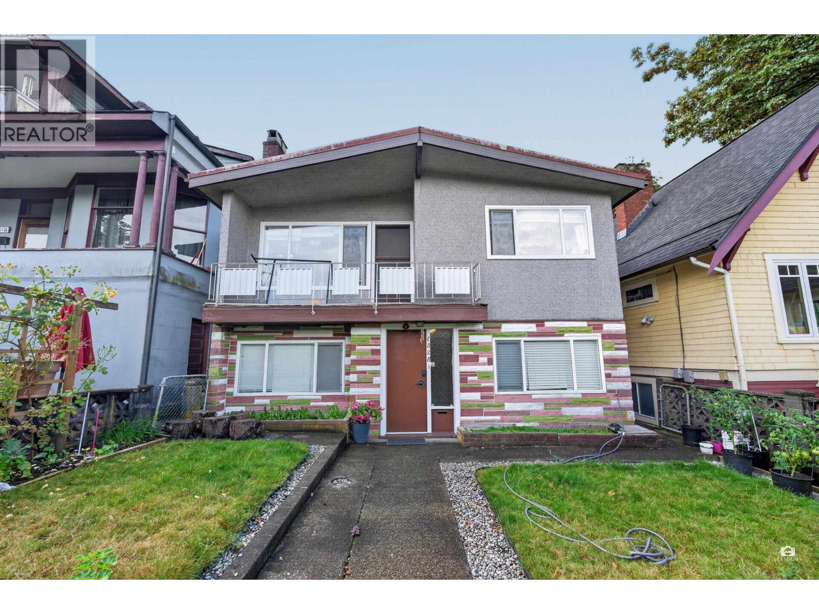 1828 PARKER STREET, Vancouver, British Columbia