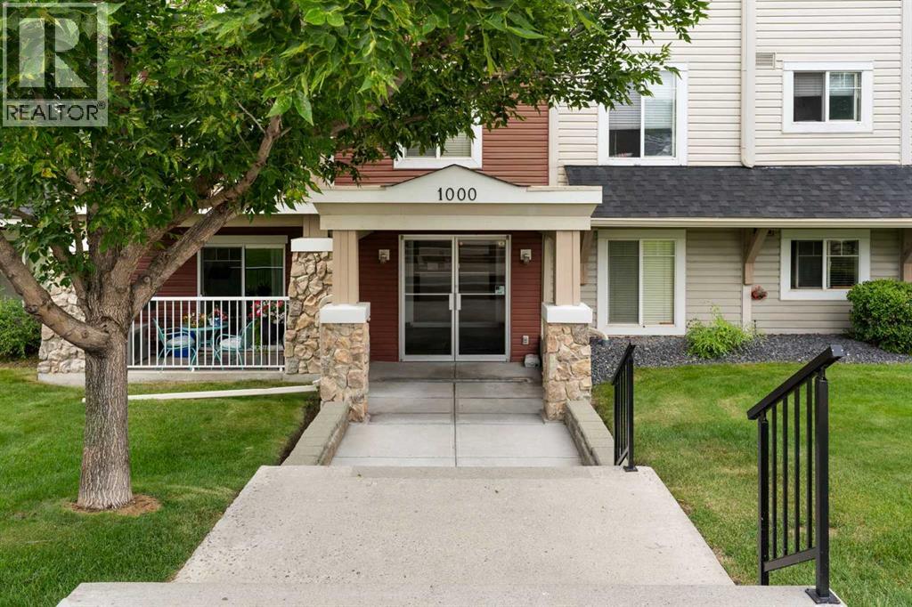 1102, 70 Panamount Drive NW, Calgary, Alberta  T3K 5Z1 - Photo 3 - A2326058