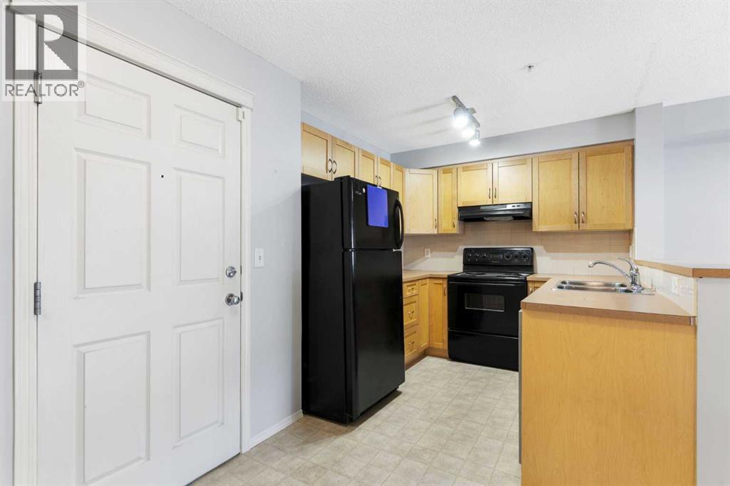1102, 70 Panamount Drive NW, Calgary, Alberta  T3K 5Z1 - Photo 9 - A2326058