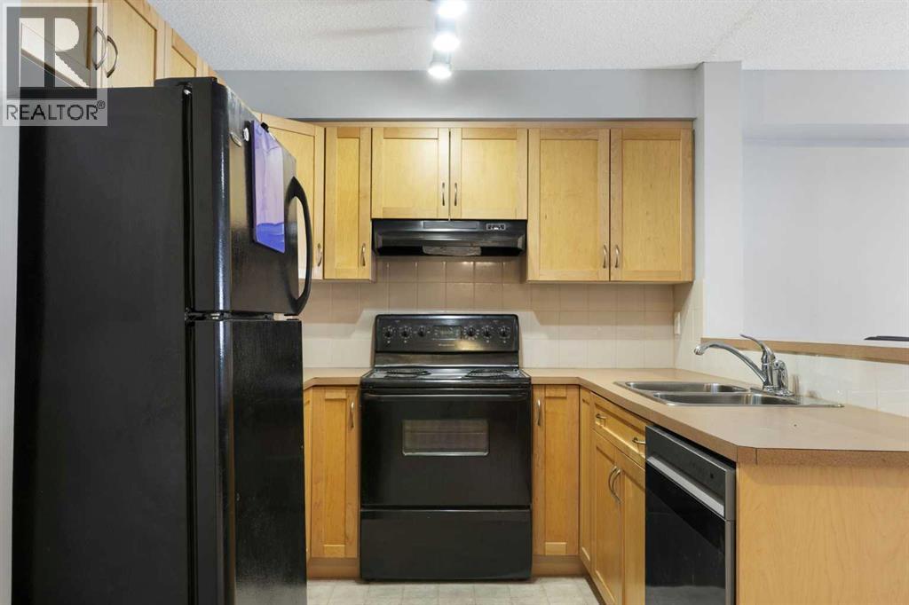 1102, 70 Panamount Drive NW, Calgary, Alberta  T3K 5Z1 - Photo 10 - A2326058