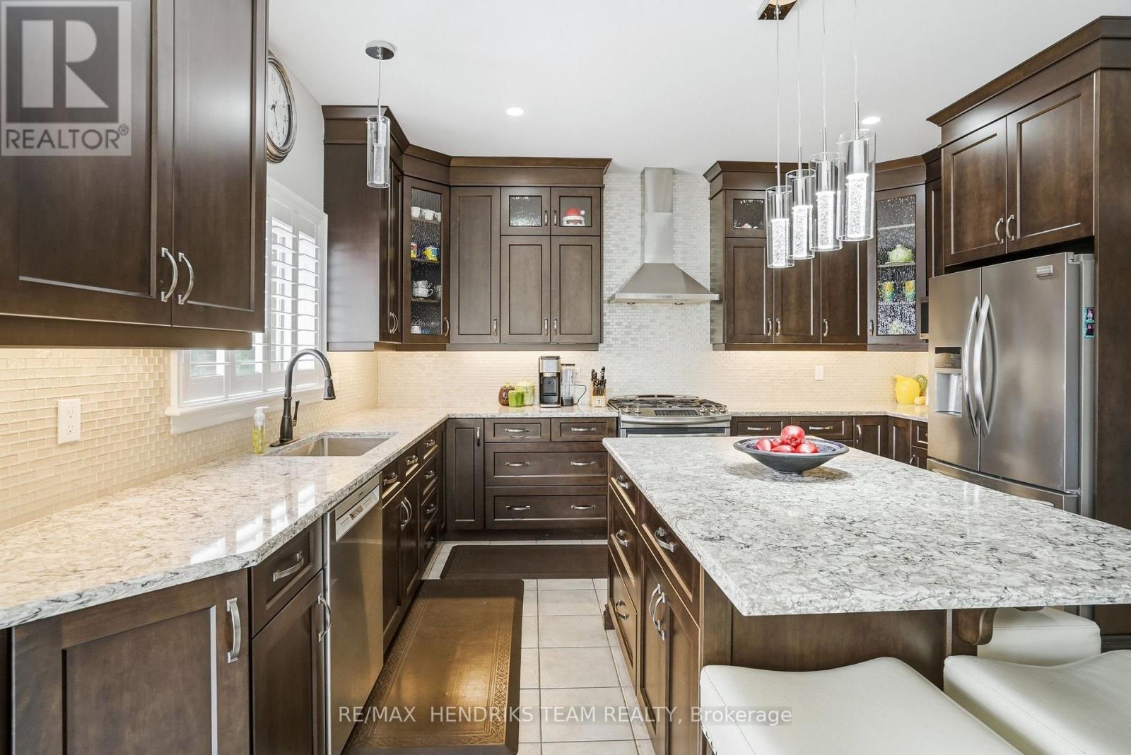 169 Michael Drive, Welland, Ontario  L3C 7B8 - Photo 8 - X13637544