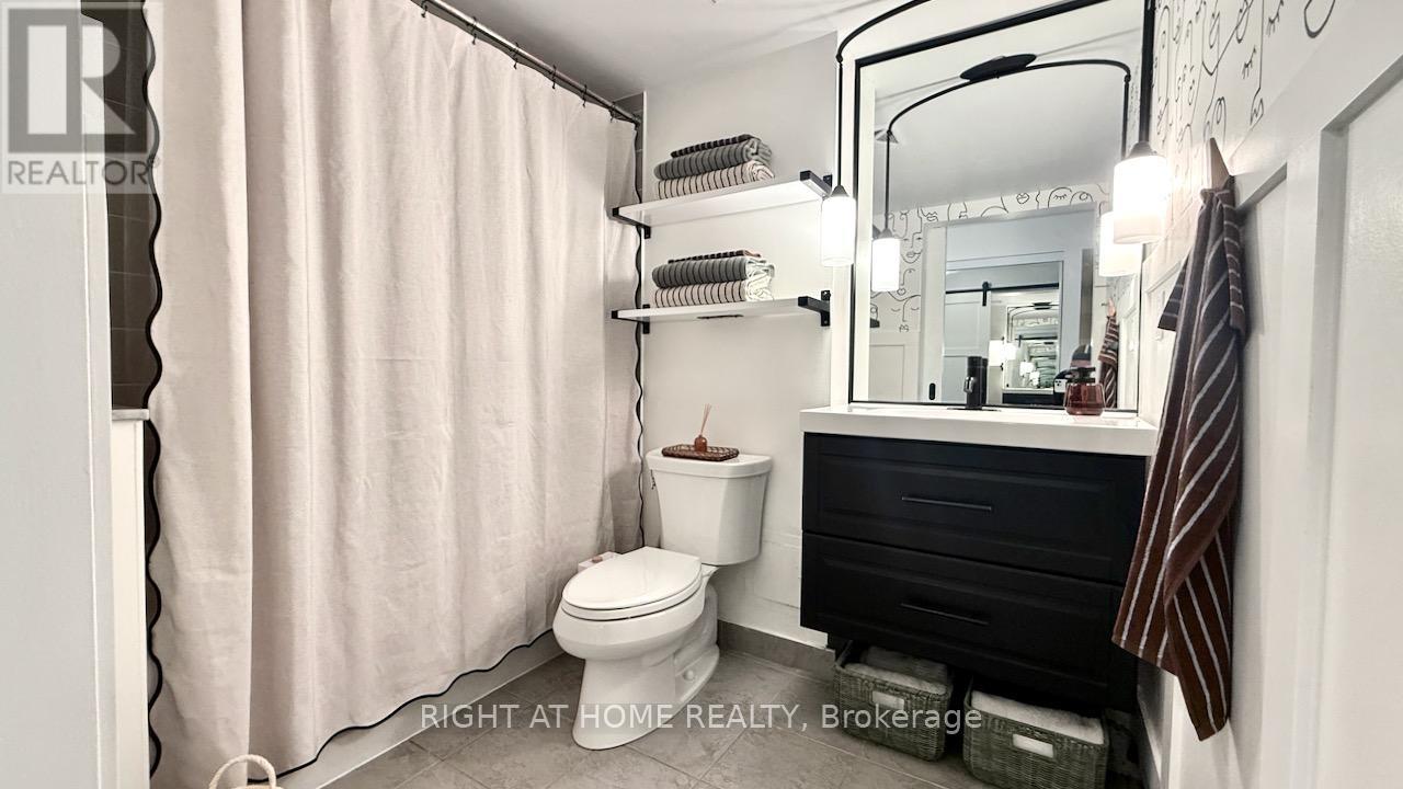 656 - 209 Fort York Boulevard S, Toronto, Ontario M5V 4A1 - Photo 17 - C13637564