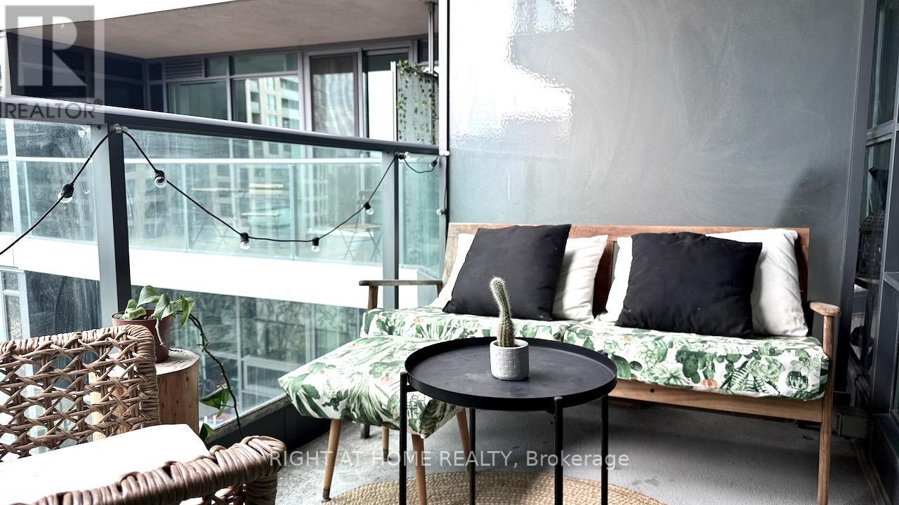 656 - 209 Fort York Boulevard S, Toronto, Ontario M5V 4A1 - Photo 26 - C13637564