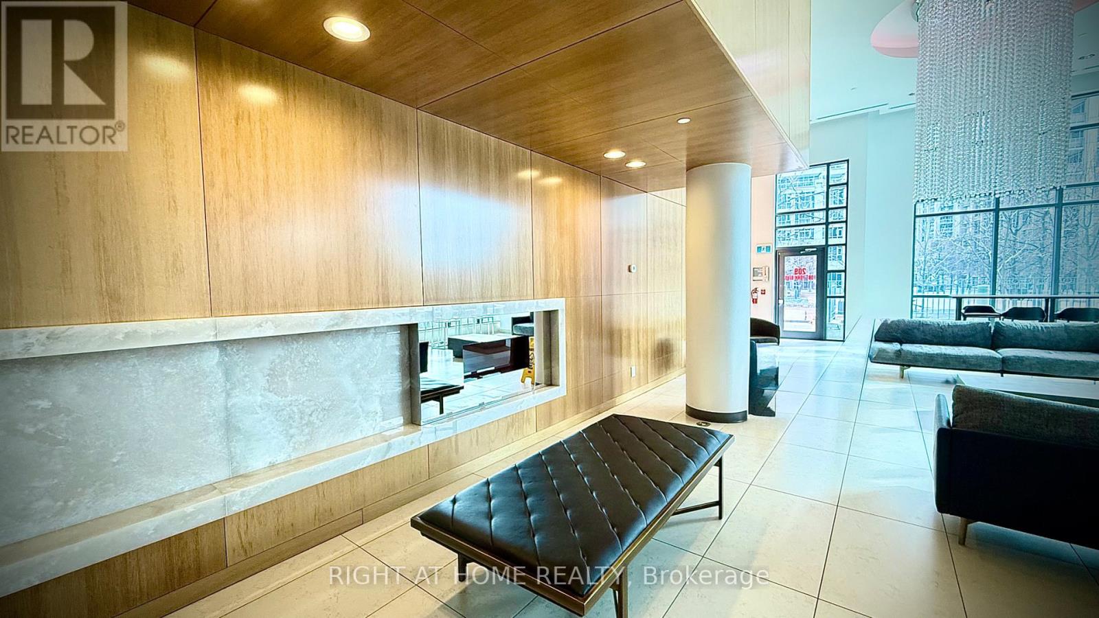 656 - 209 Fort York Boulevard S, Toronto, Ontario M5V 4A1 - Photo 31 - C13637564