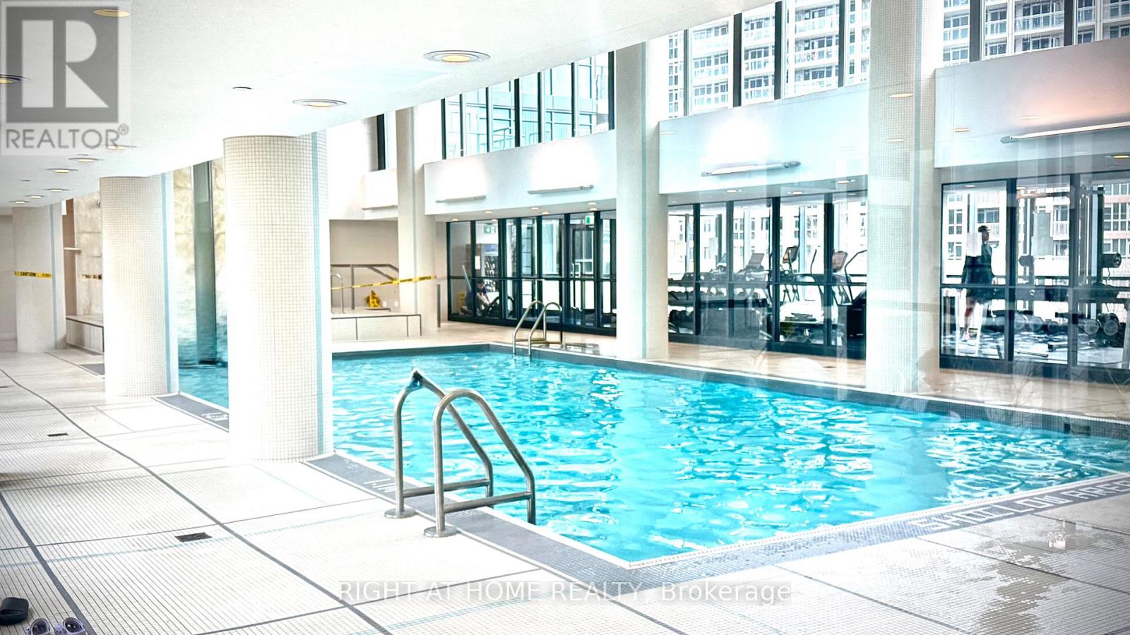 656 - 209 Fort York Boulevard S, Toronto, Ontario M5V 4A1 - Photo 34 - C13637564