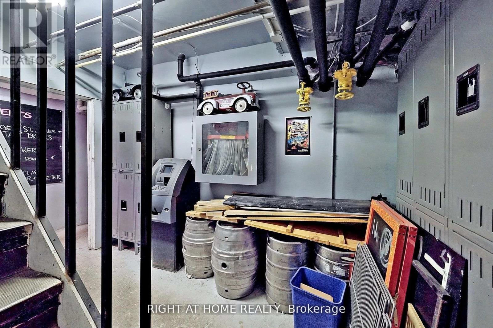1346 Queen Street W, Toronto, Ontario  M6K 1L4 - Photo 22 - W13637554