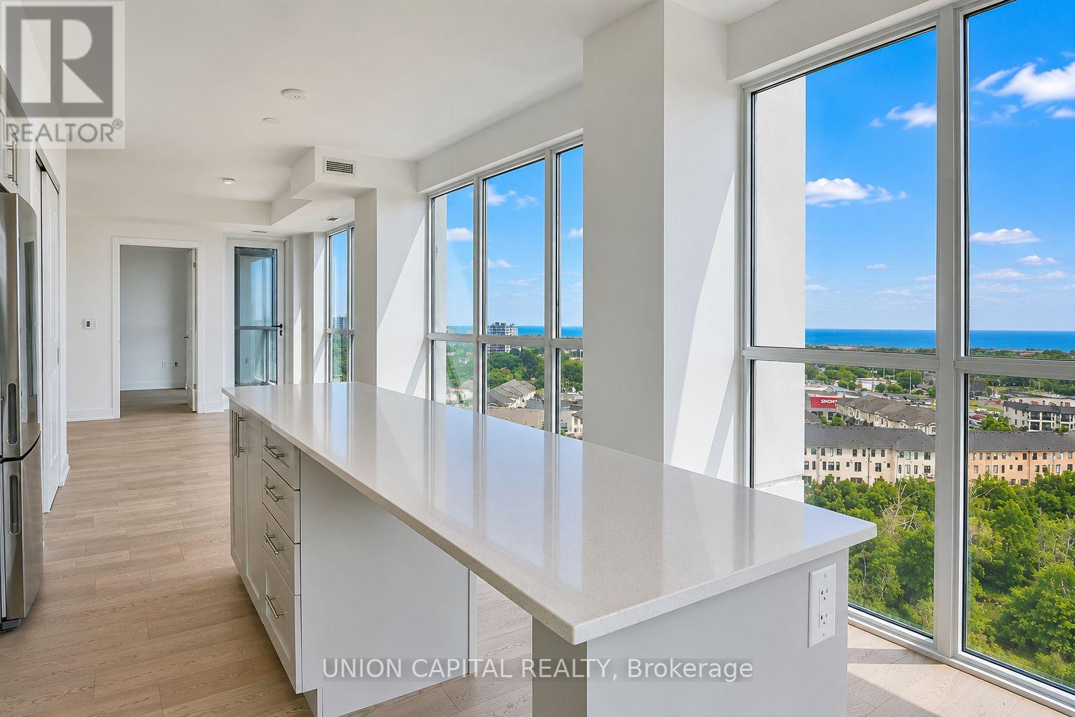 1104 - 1063 Douglas Mccurdy Common, Mississauga, Ontario  L5G 0C5 - Photo 3 - W13637556