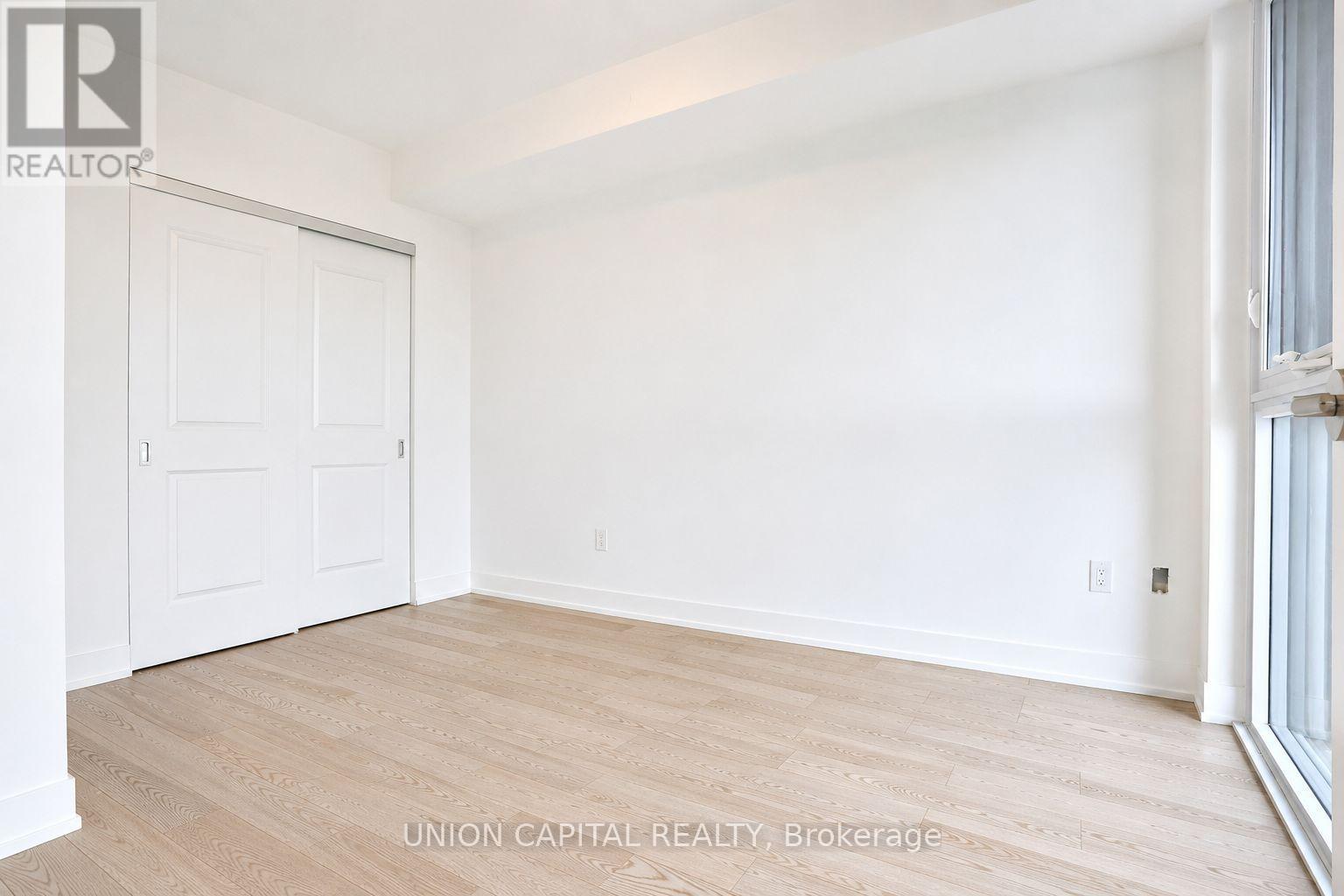 1104 - 1063 Douglas Mccurdy Common, Mississauga, Ontario  L5G 0C5 - Photo 7 - W13637556