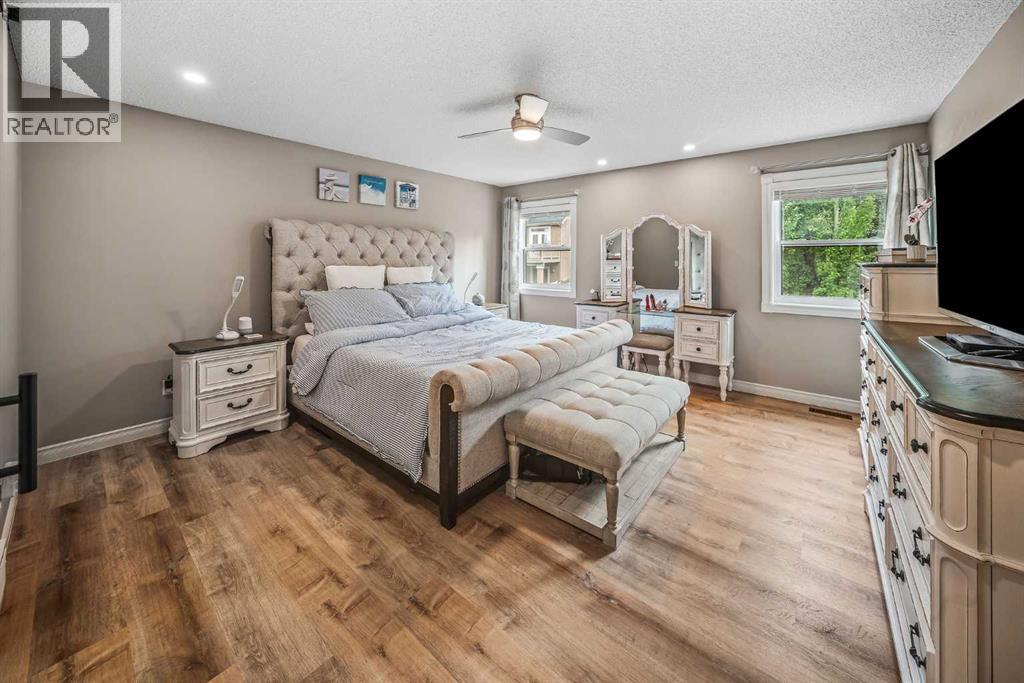 66 Crestmont Drive Sw, Calgary, Alberta  T3B 5X7 - Photo 21 - A2315287