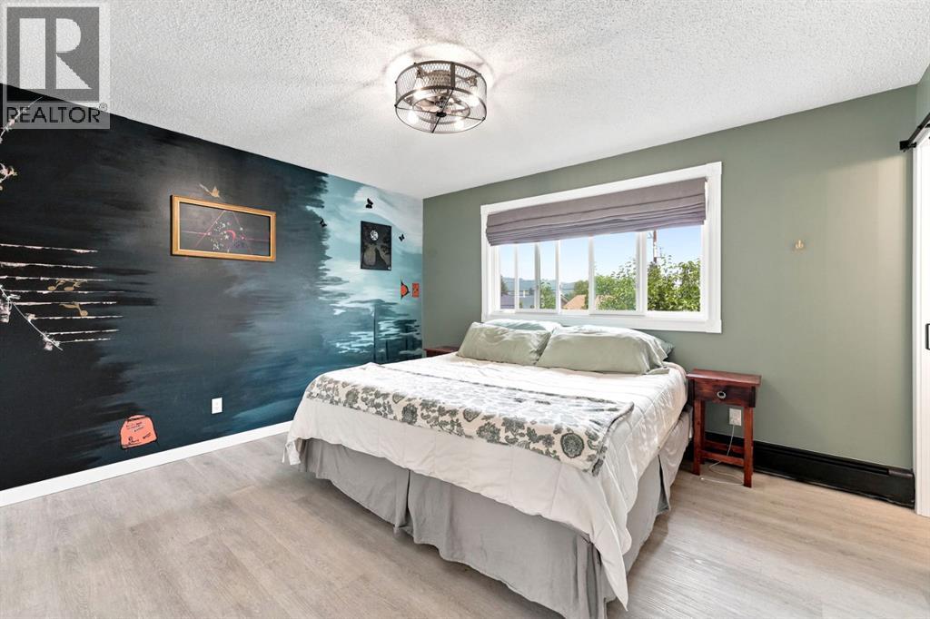 218 8 Avenue Ne, Sundre, Alberta  T0M 1X0 - Photo 33 - A2332388