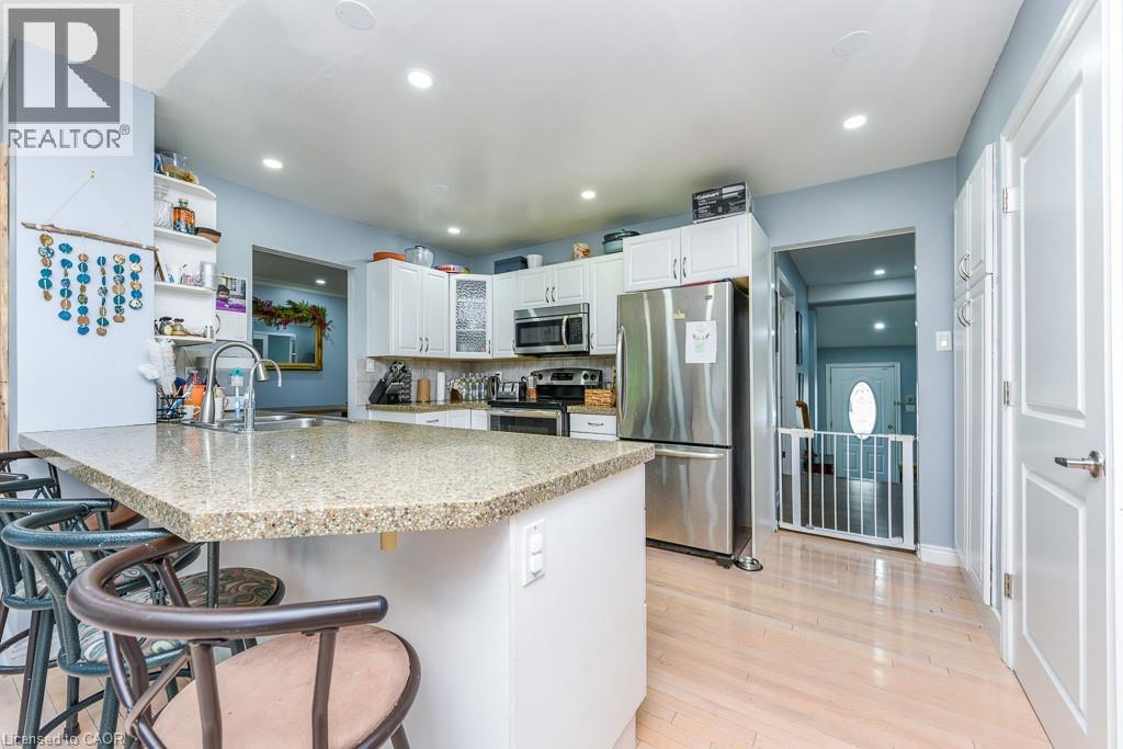 2506 Bridge Road, Oakville, Ontario  L6L 2H2 - Photo 10 - 40852731